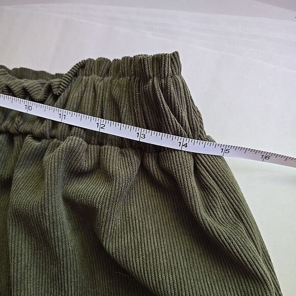 Mushroom Embroidered Corduroy Shorts Elastic Waist Pockets Womens Sz XL - Picture 6 of 7